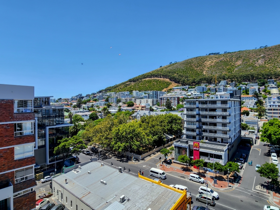 4 Bedroom Property for Sale in Sea Point Western Cape